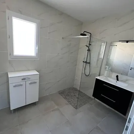 Semesterbostad Maison Familiale Contemporaine A *